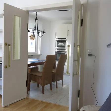 Arenz Apartment *