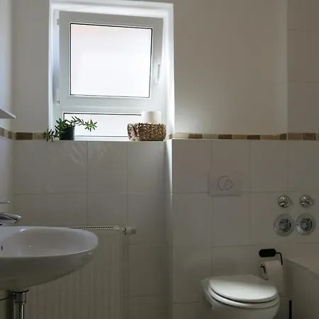 Arenz Apartment *